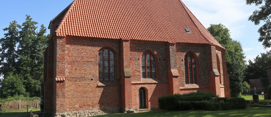 St. Ewald, Bodstedt, Ansicht von Süden, Foto: K. Manthey, 2021